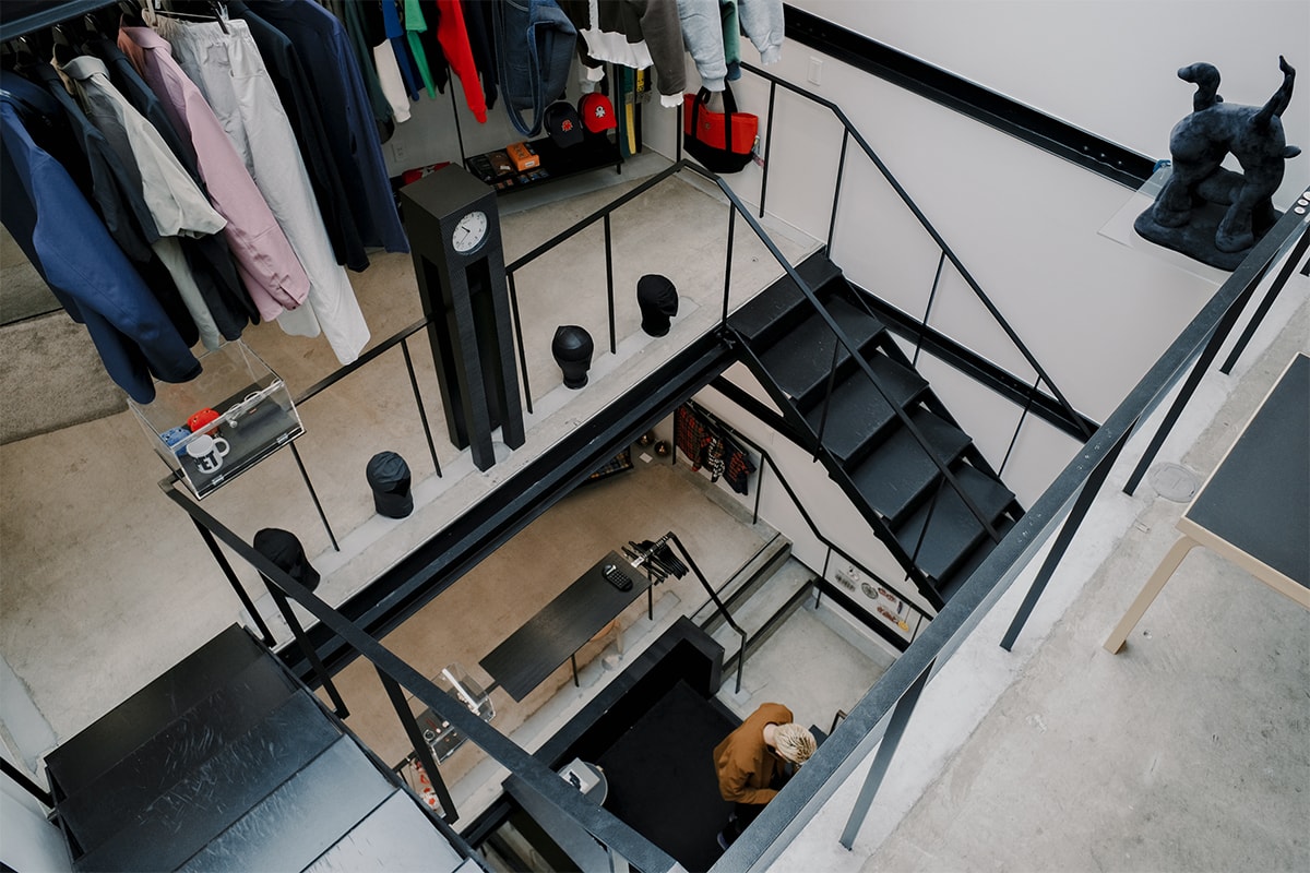 モノクロームの建築──千駄ヶ谷『BLACX BOX』を紐解く | Interviews blacx box sendagaya interviews