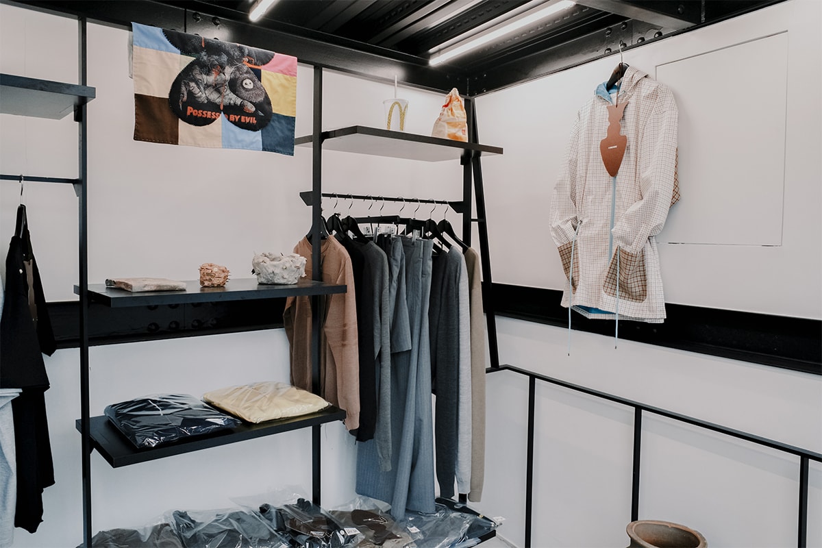 モノクロームの建築──千駄ヶ谷『BLACX BOX』を紐解く | Interviews blacx box sendagaya interviews