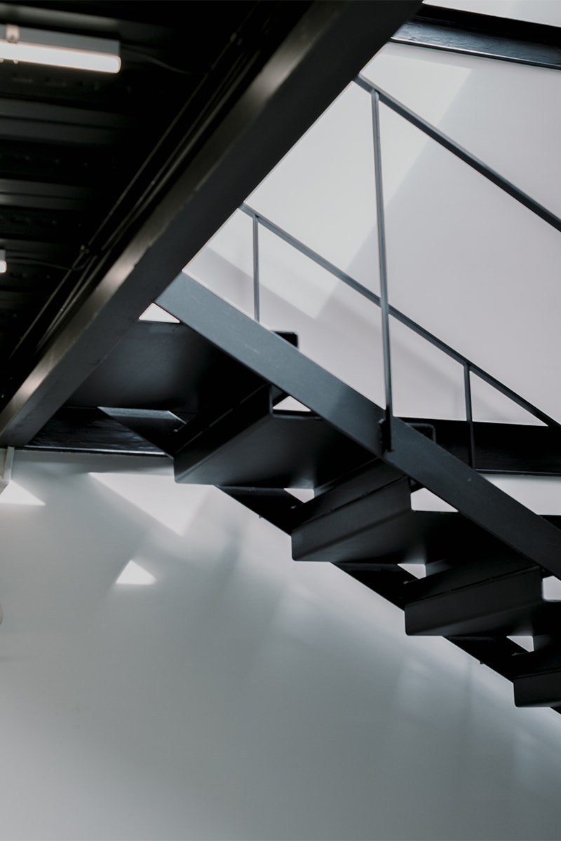 モノクロームの建築──千駄ヶ谷『BLACX BOX』を紐解く | Interviews blacx box sendagaya interviews