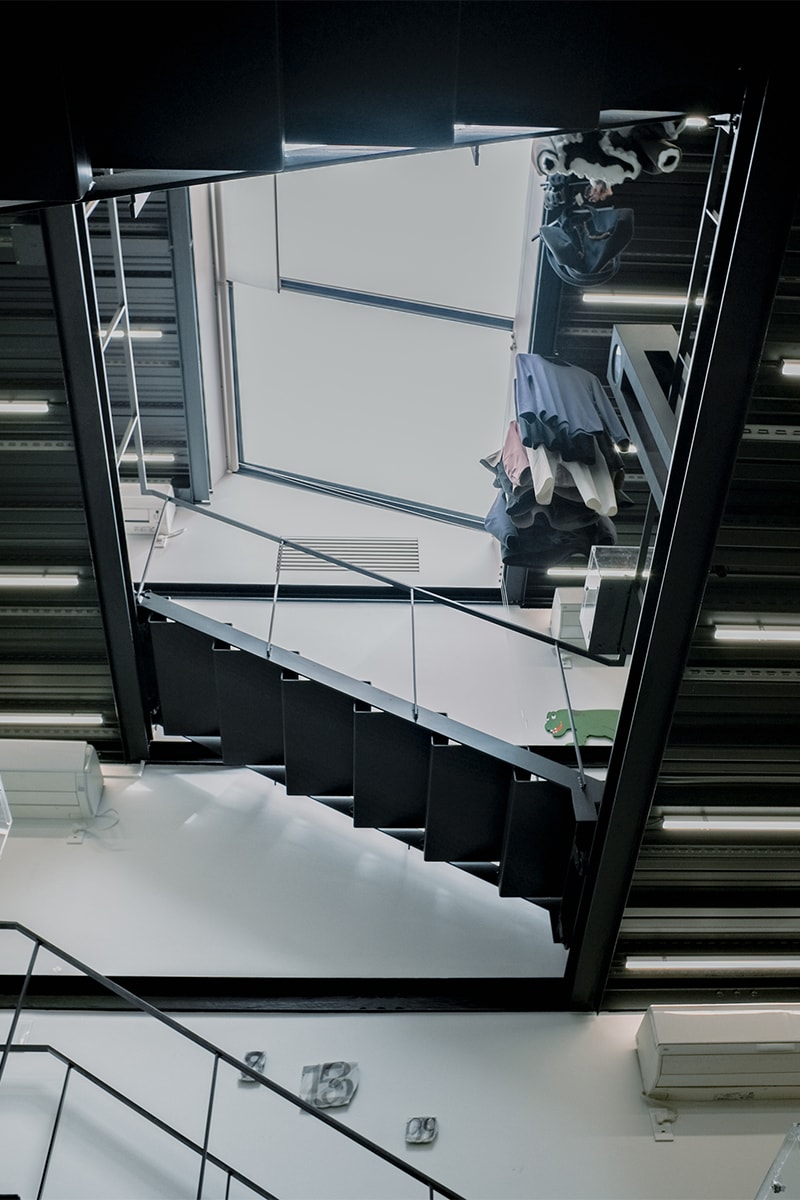 モノクロームの建築──千駄ヶ谷『BLACX BOX』を紐解く | Interviews blacx box sendagaya interviews