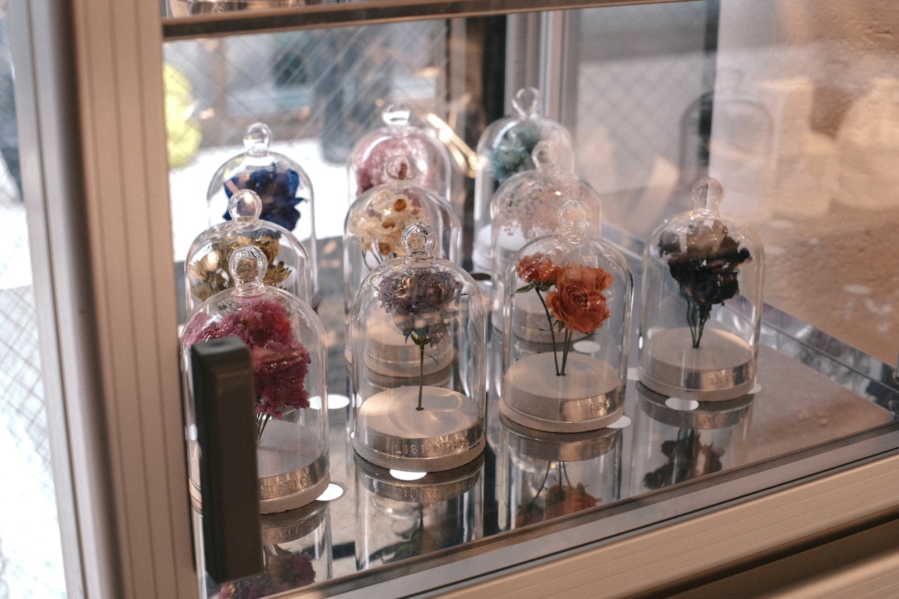 イーダブリューファーマシー #106  ──  エデンワークスとロッキーズ マッチャが差し出す感性の処方箋  | インタビュー EW.Pharmacy #106, Rocky’s Matcha, MEGUMI SHINOZAKI, Rocky Xu, Interviews