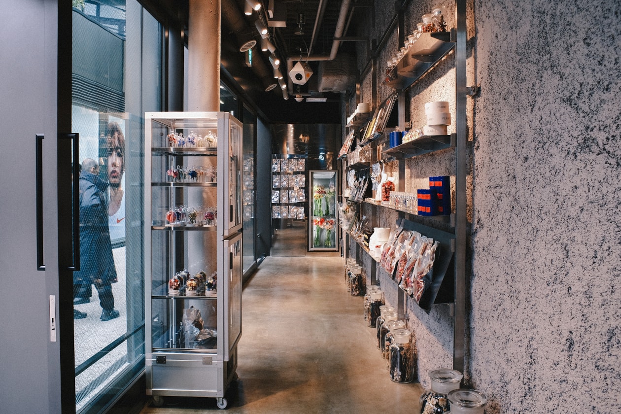 イーダブリューファーマシー #106  ──  エデンワークスとロッキーズ マッチャが差し出す感性の処方箋  | インタビュー EW.Pharmacy #106, Rocky’s Matcha, MEGUMI SHINOZAKI, Rocky Xu, Interviews