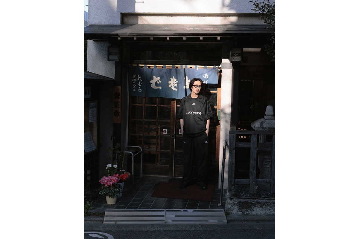 アディダスオリジナルスとエブリワンによるコラボレーション第2弾が発表 everyone adidas originals teases world cup second collaborative drop