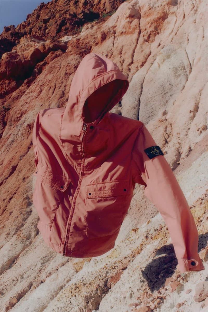 カリフォルニアの砂漠で撮り下ろした Stone Island 2026年春夏コレクション