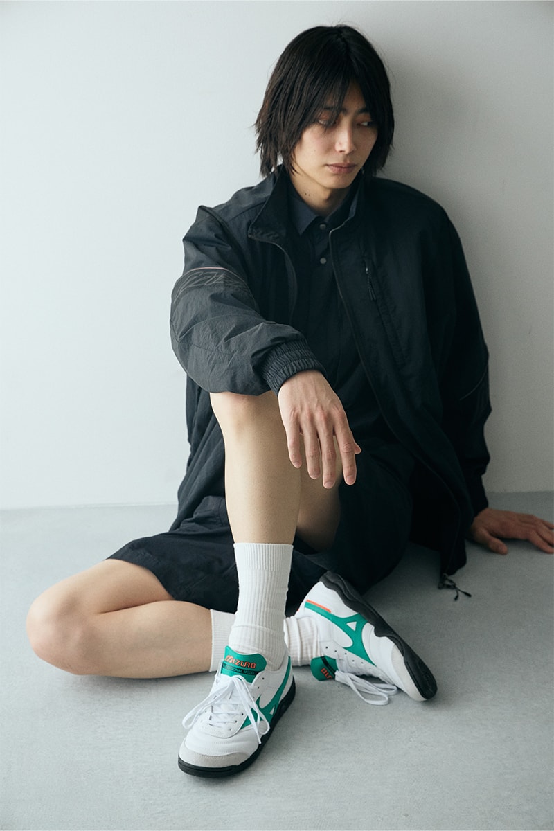 ミズノがMORELIA LSの限定カラーとトラックブルゾンを発売 mizuno morelia ls prism white pack 90s football culture ispire bruzon release info