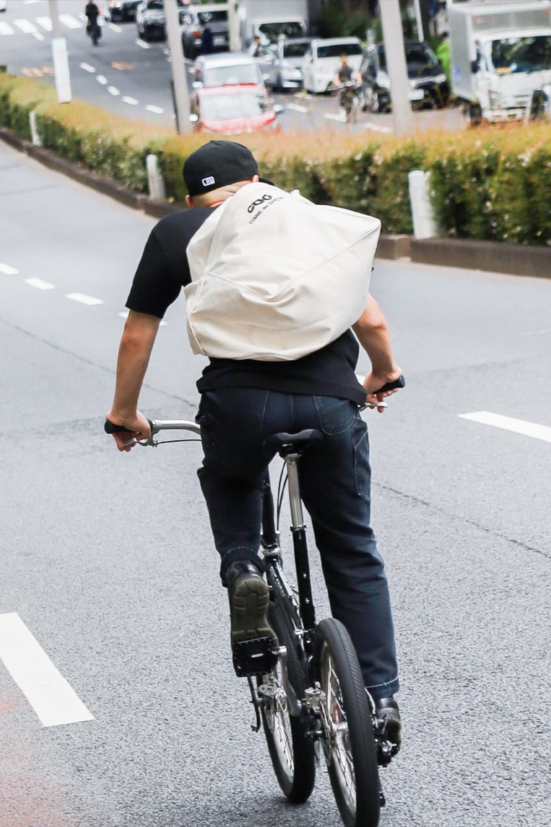 CDG から新作ポストマンバッグとスウェットシャツが到着 CDG POSTMAN BAG CLASSIC CREW NECK SWEAT with ZIP
