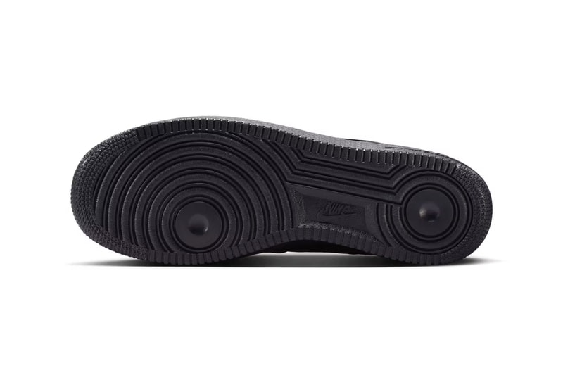 ナイキ エアフォース 1 ローにラグジュアリーなエッセンスを加えた新作 “トリプル ブラック クロコ” が登場 Nike Air Force 1 Low “Triple Black Croc” Release info