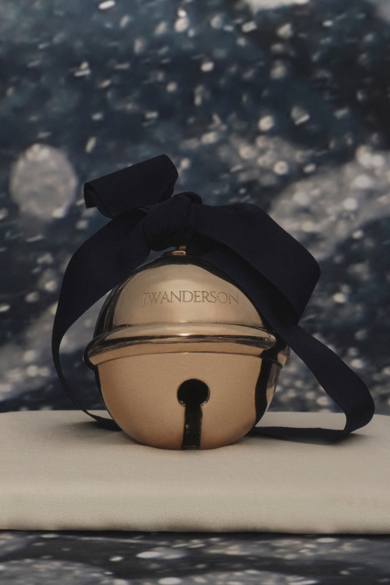 ジェイダブリューアンダーソン2027年の春夏コレクションをリリース jw anderson ss27 collection campaign jonathan anderson info