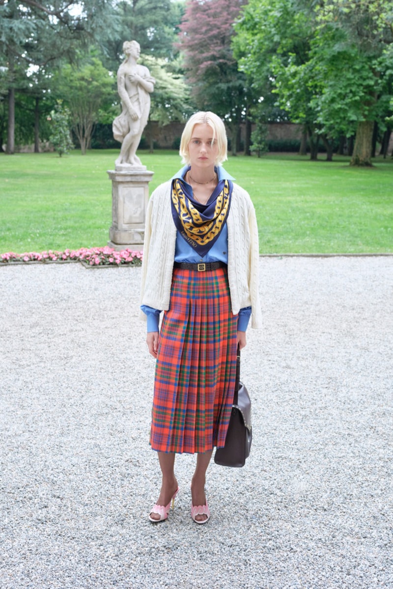 ヴァレンティノ 2027年クルーズ コレクション valentino 2027 cruise collection lookbooks