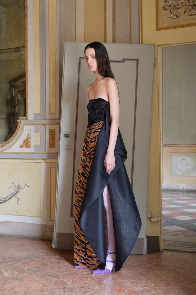 ヴァレンティノ 2027年クルーズ コレクション valentino 2027 cruise collection lookbooks