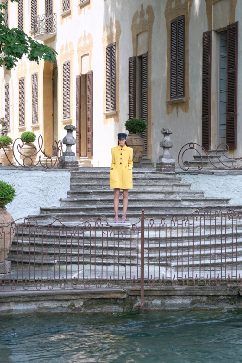 ヴァレンティノ 2027年クルーズ コレクション valentino 2027 cruise collection lookbooks