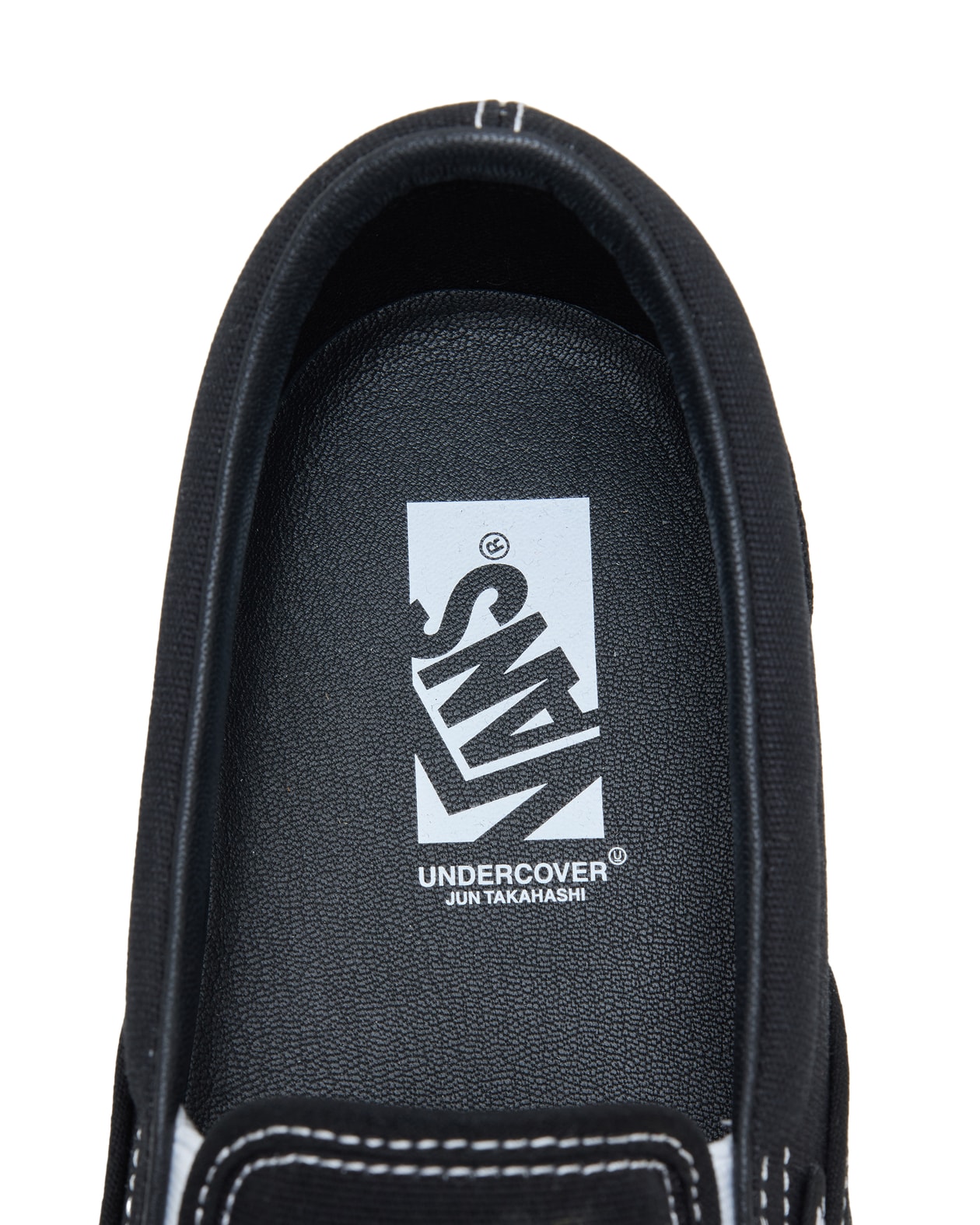 UNDERCOVER と OTW by Vans が最新コラボシューズを発表