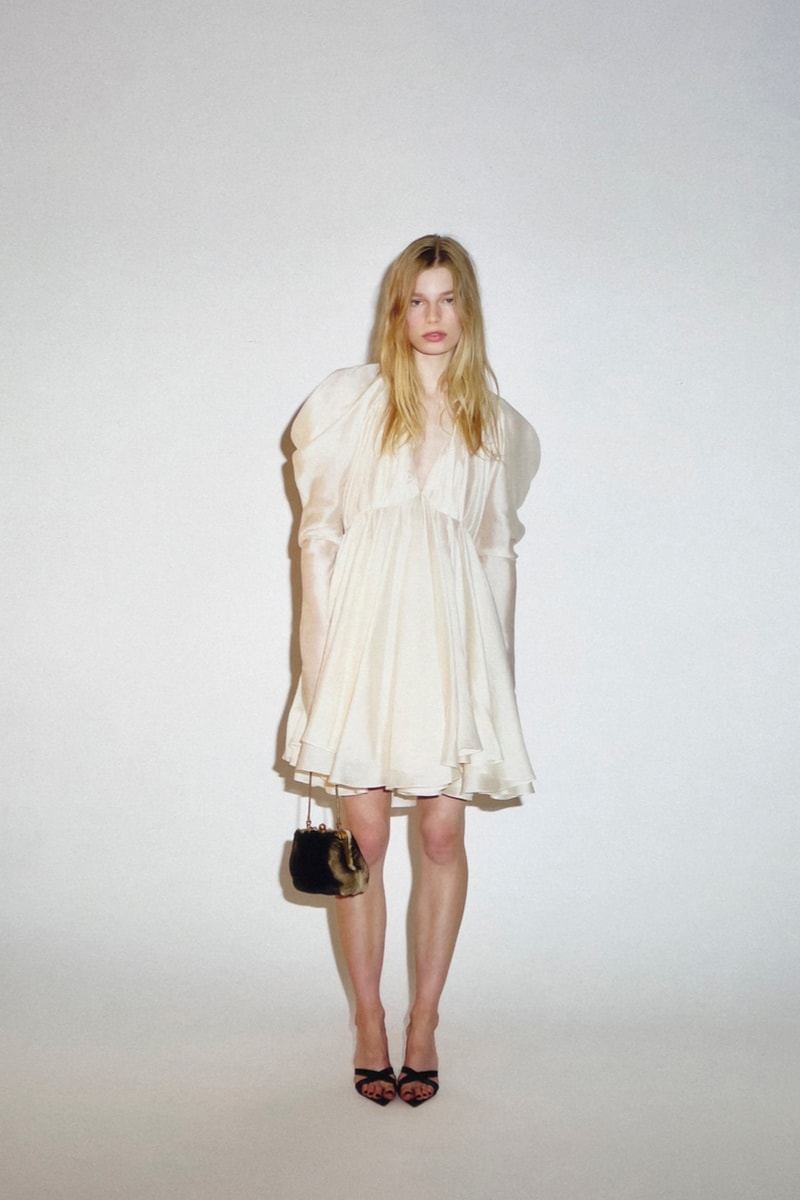 ケイト2027年リゾートコレクション khaite 2027 resort collection lookbook