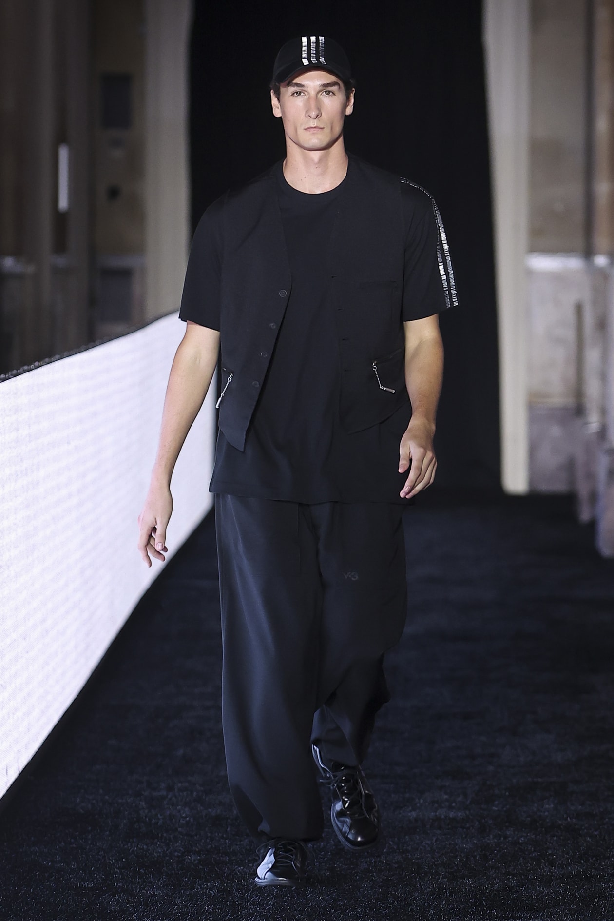 Y-3 2027年春夏コレクション y 3 2027 spring summer collection runway