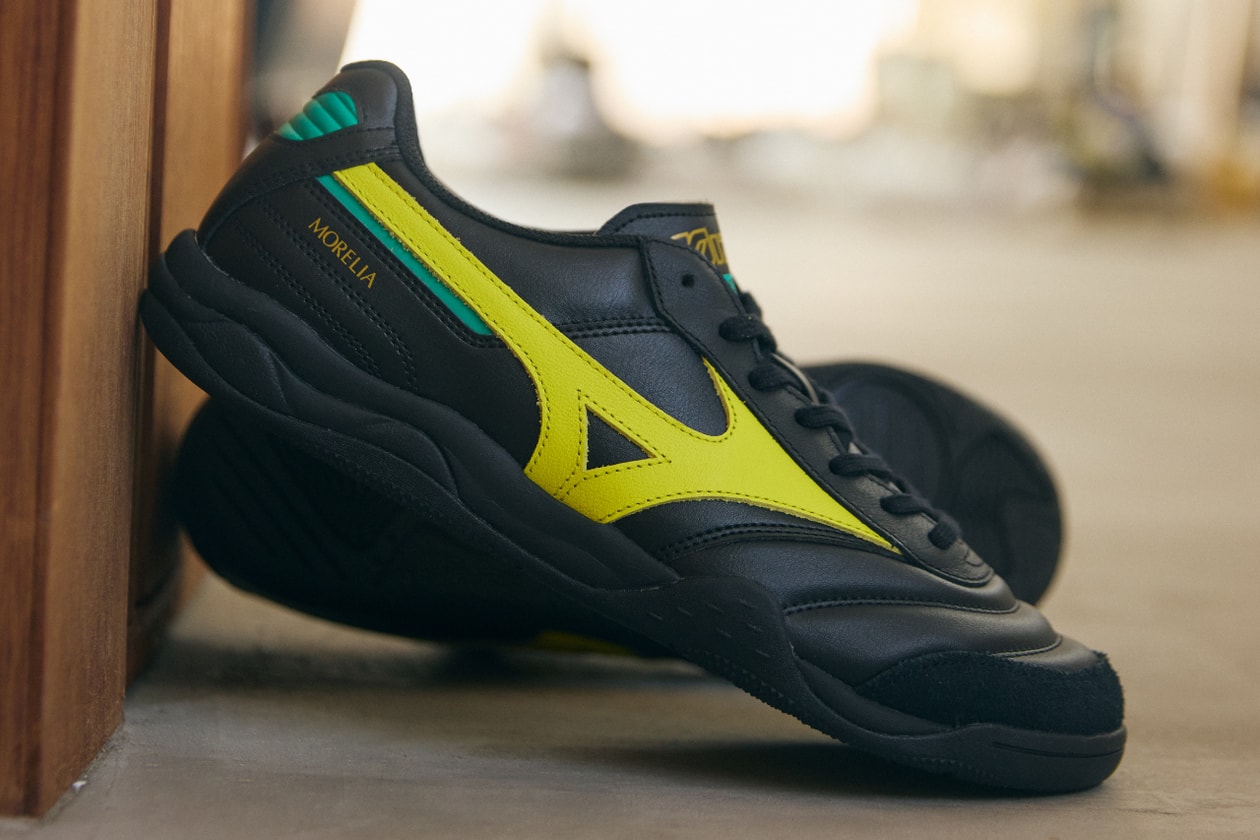 ミズノ モレリア LSの限定カラー “ブライト ブラック パック” がドロップ MIZUNO MORELIA LS  “BRIGHT BLACK PACK” Release info