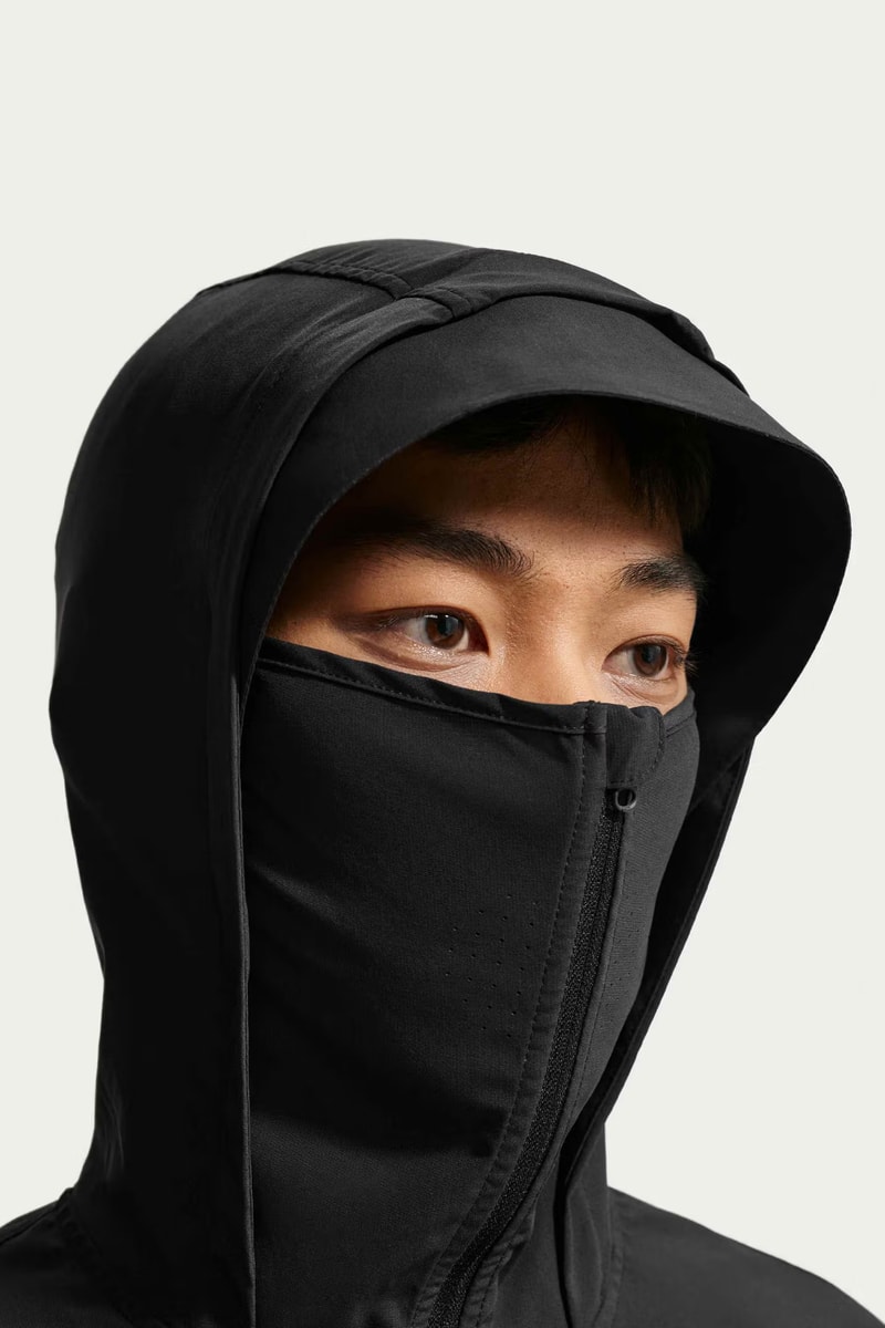ナイキ テック ヘリオスにフェイスシールド一体型シェルジャケットが登場 Nike Tech Helios Men’s Dri-FIT Long-Sleeve Shell Release info