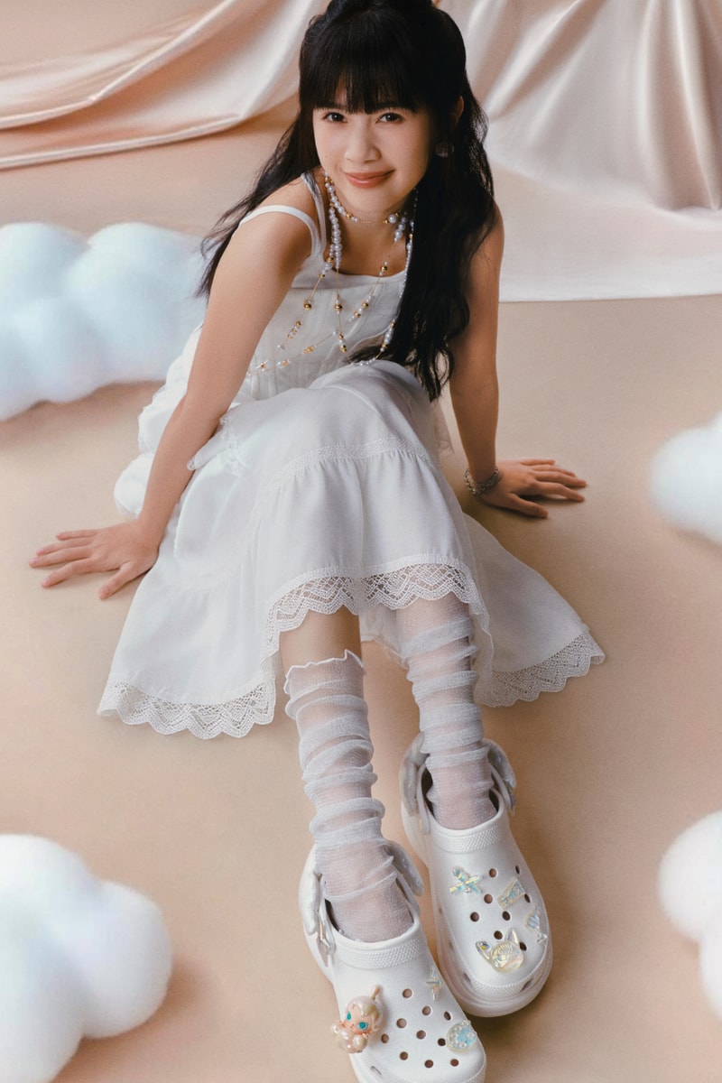 クロックスがポップマートとのコラボコレクションを発表  crocs pop mart collaboration collection info