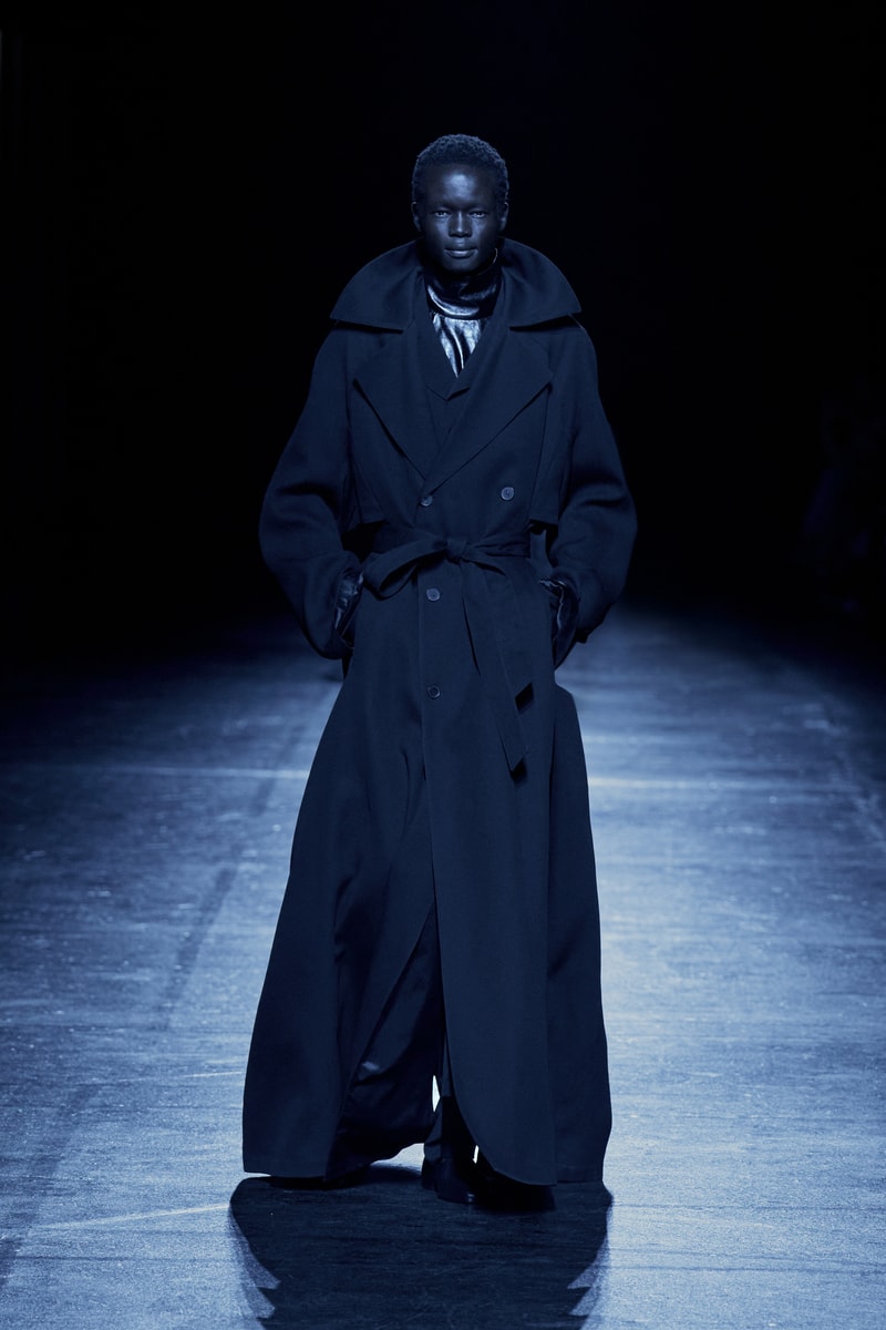 オリヴィエ・ティスケンスが新ブランドボロリアのデビューコレクションを発表 Olivier Theyskens BOLORIA spring summer 2027 collection