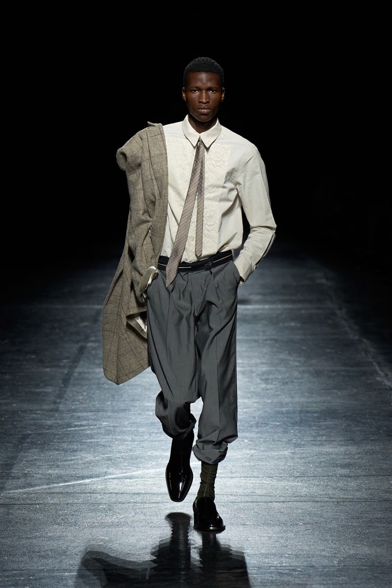 オリヴィエ・ティスケンスが新ブランドボロリアのデビューコレクションを発表 Olivier Theyskens BOLORIA spring summer 2027 collection