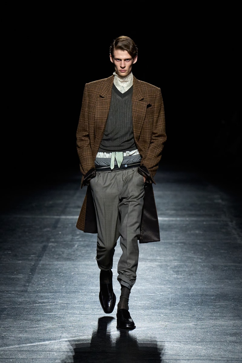 オリヴィエ・ティスケンスが新ブランドボロリアのデビューコレクションを発表 Olivier Theyskens BOLORIA spring summer 2027 collection