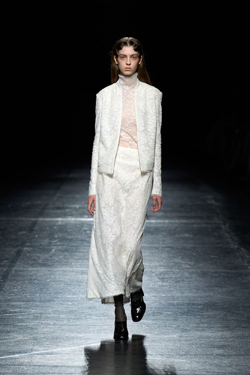 オリヴィエ・ティスケンスが新ブランドボロリアのデビューコレクションを発表 Olivier Theyskens BOLORIA spring summer 2027 collection