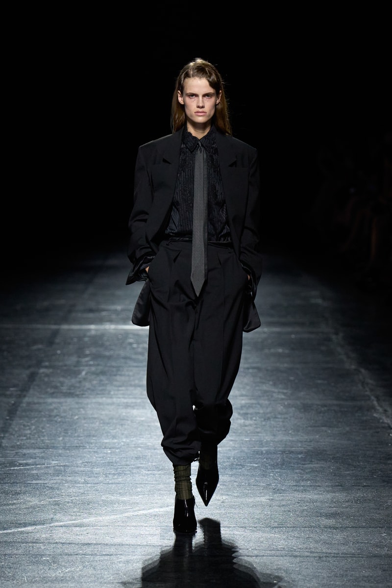 オリヴィエ・ティスケンスが新ブランドボロリアのデビューコレクションを発表 Olivier Theyskens BOLORIA spring summer 2027 collection