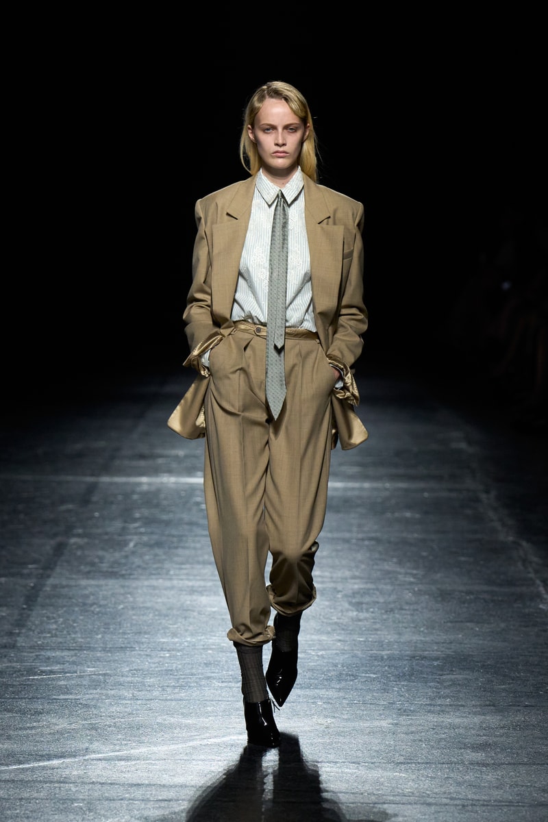 オリヴィエ・ティスケンスが新ブランドボロリアのデビューコレクションを発表 Olivier Theyskens BOLORIA spring summer 2027 collection