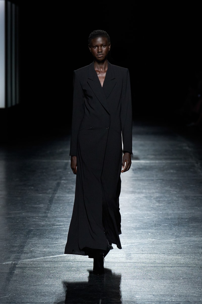 オリヴィエ・ティスケンスが新ブランドボロリアのデビューコレクションを発表 Olivier Theyskens BOLORIA spring summer 2027 collection
