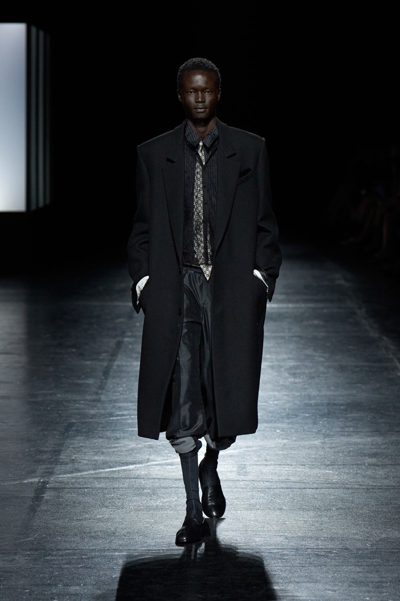 オリヴィエ・ティスケンスが新ブランドボロリアのデビューコレクションを発表 Olivier Theyskens BOLORIA spring summer 2027 collection