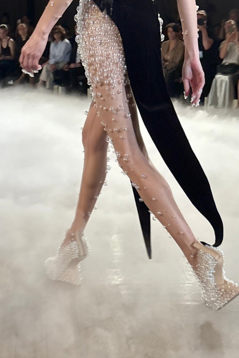 ユナイテッドヌードとイリスヴァンヘルペンがコラボフットウェアを発表 united nude iris van herpen 2026 haute couture collection custom footwear info