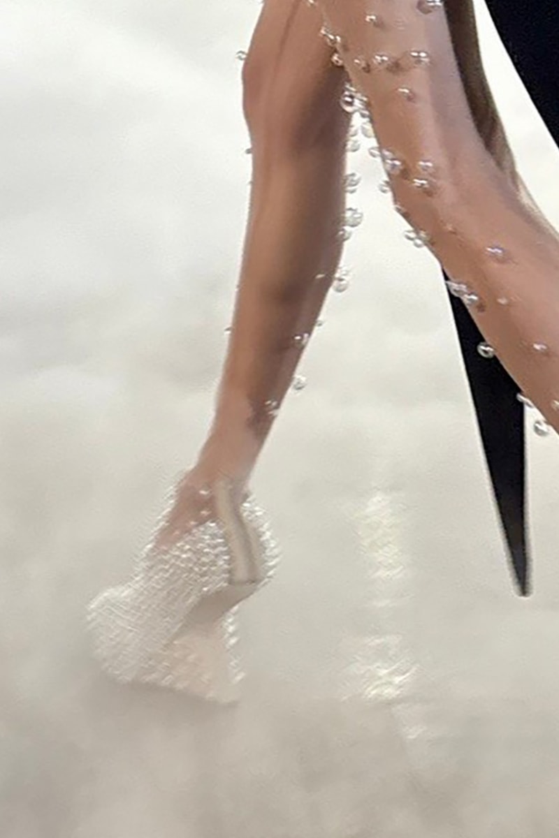 ユナイテッドヌードとイリスヴァンヘルペンがコラボフットウェアを発表 united nude iris van herpen 2026 haute couture collection custom footwear info