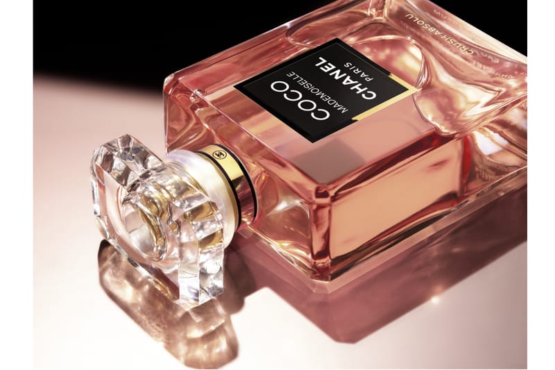 CHANEL から新作フレグランス ココ マドモアゼル クラッシュ アプソリュが登場