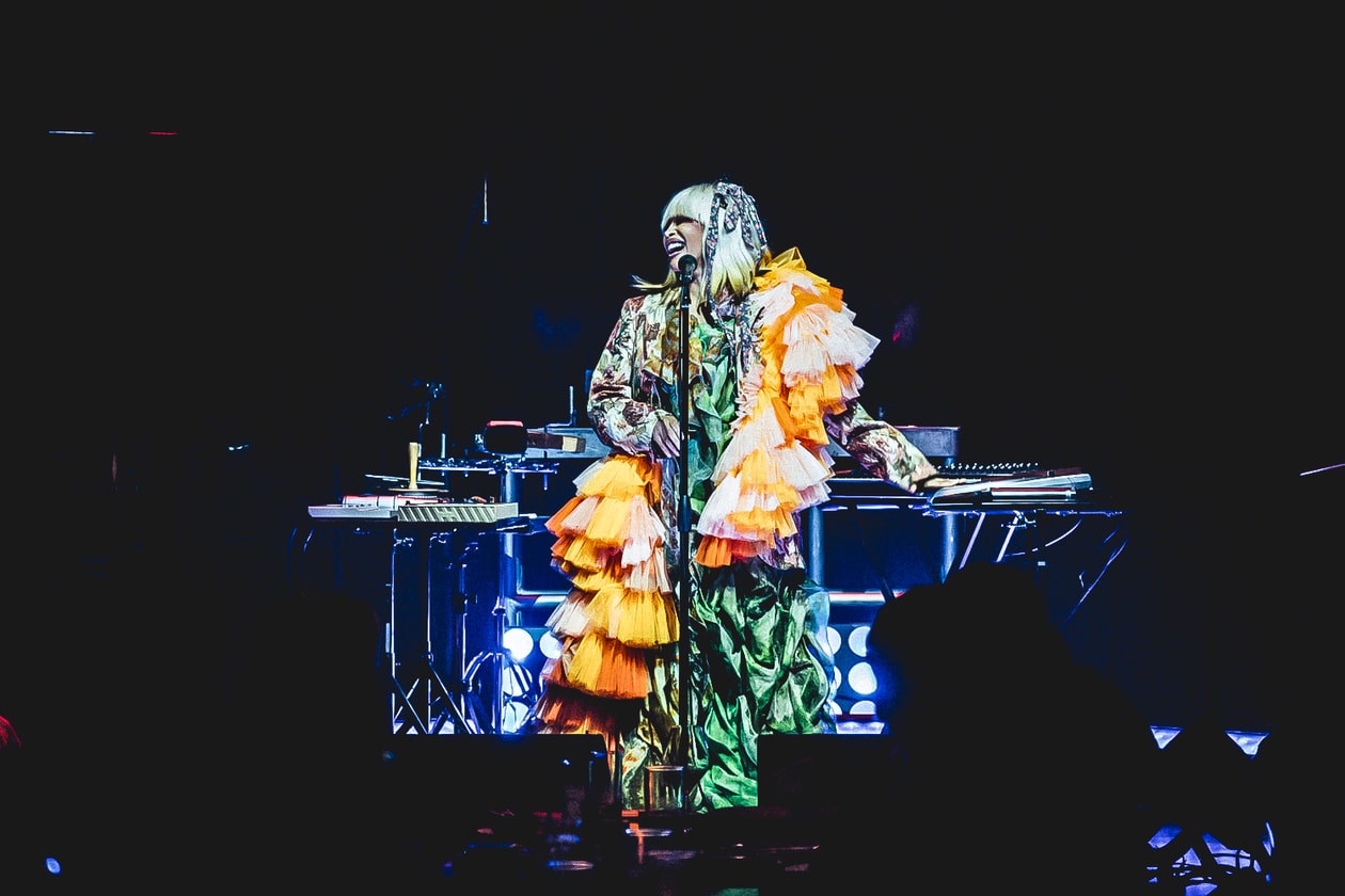 エリカ・バドゥが東京で語る「即興」という生き方 Erykah Badu IMEHO world tour interview