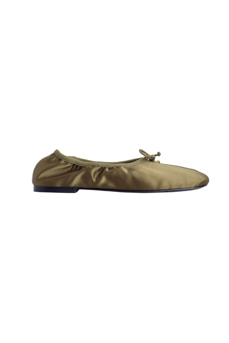 コスがバレエシューズに着想を得た新作コレクションを発表 cos satin sneaker ballet flat relese info