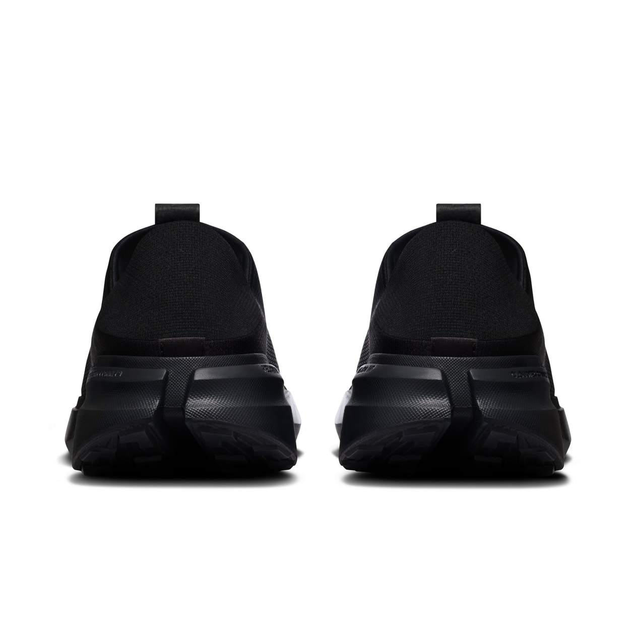 オンから新作軽量ハイキングシューズとリカバリーシューズが登場 on cloudsoma hike cloudsome moc release info