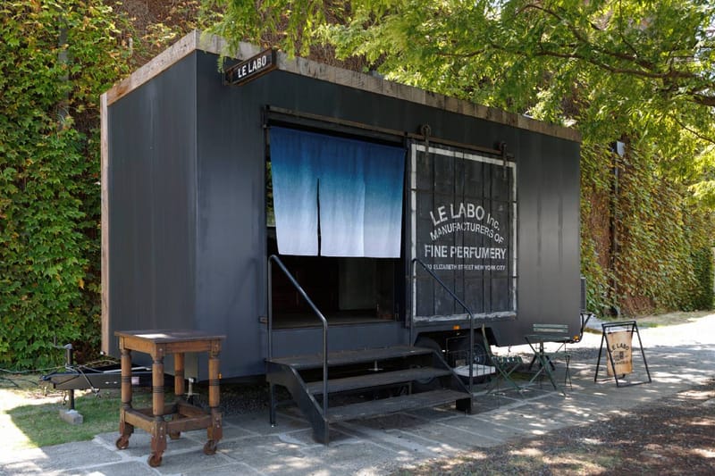 Le Labo の移動型ストア『Le Labo on Wheels』が倉敷へ──藍の文化と出会う25日間
