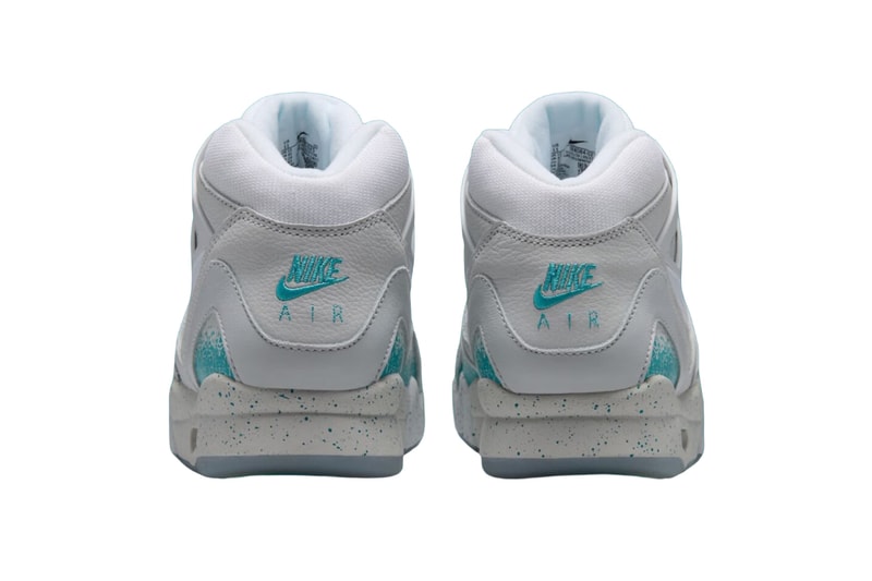 ナイキエアテック チャレンジ 2に映画『バック・トゥ・ザ・フューチャー』着想の新色が登場 Nike Air Tech Challenge 2 Back to the future release info