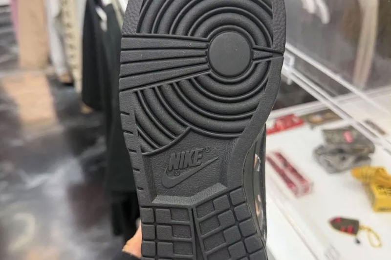 シュプリーム x マーティンローズ x ナイキによるトリプルコラボのビジュアルが浮上 supreme martine rose nike dunk low mike tyson visual