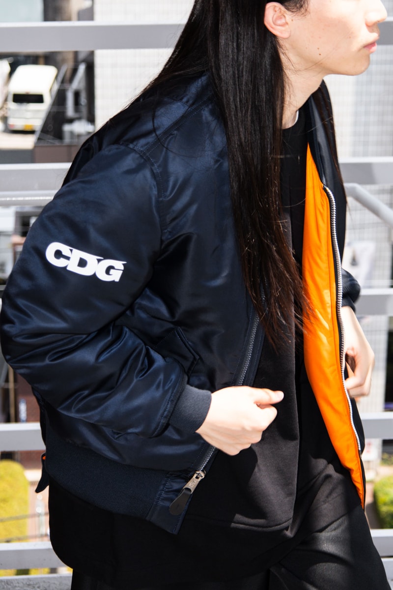 CDG x アルファ インダストリーズ BIAS MA-1に新色 “ネイビー”が初登場 CDG x Alpha Industries BIAS DESIGNED MA-1 JACKET Navy release info