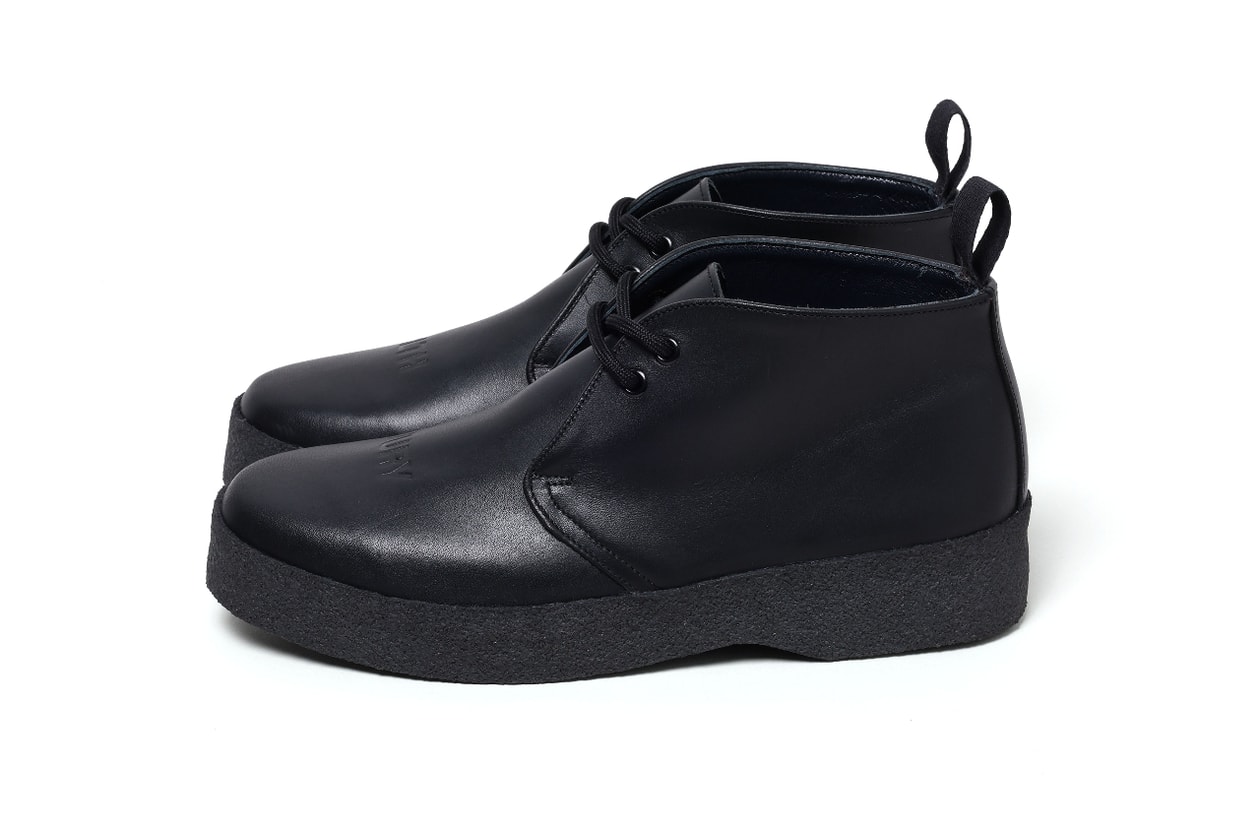 ネイバーフッドが英国老舗シューズブランド サンダースとのコラボシューズ第3弾を発表 NEIGHBORHOOD x SANDERS BRIT CHUKKA release info