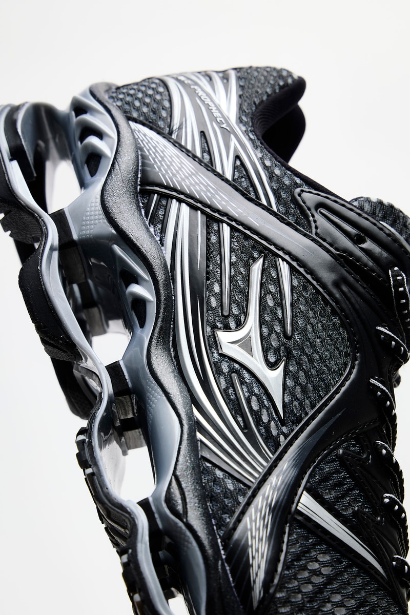 ミズノからWAVE PROPHECY 1の第2弾となる新色が登場 mizuno wave prophecy 1 series second release info