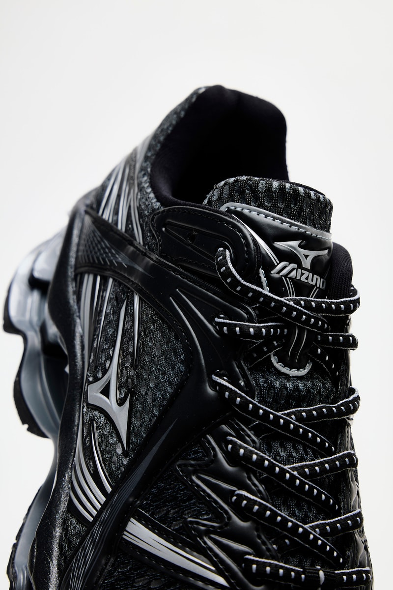ミズノからWAVE PROPHECY 1の第2弾となる新色が登場 mizuno wave prophecy 1 series second release info