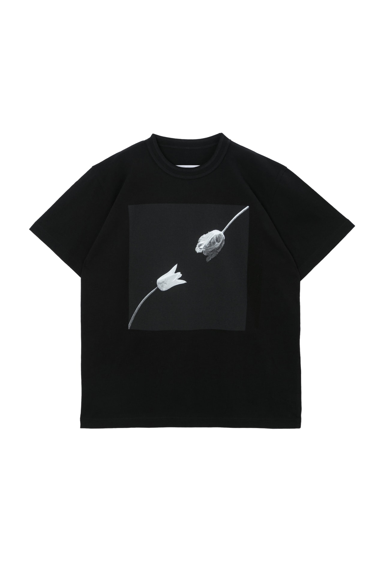 サカイがロバート・メイプルソープの作品にフィーチャーしたユニセックスコレクションを発売 sacai robert mapplethorpe unisex collection release info