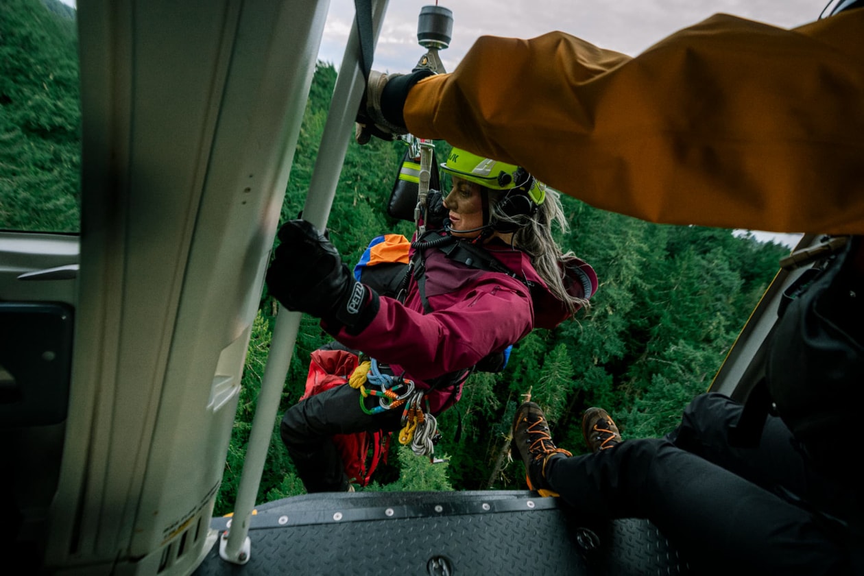 ARC’TERYX が製品循環の未来を描く新フレームワーク System 0™ を発表 ARC’TERYX System 0™ Sperro SV Jacket release info