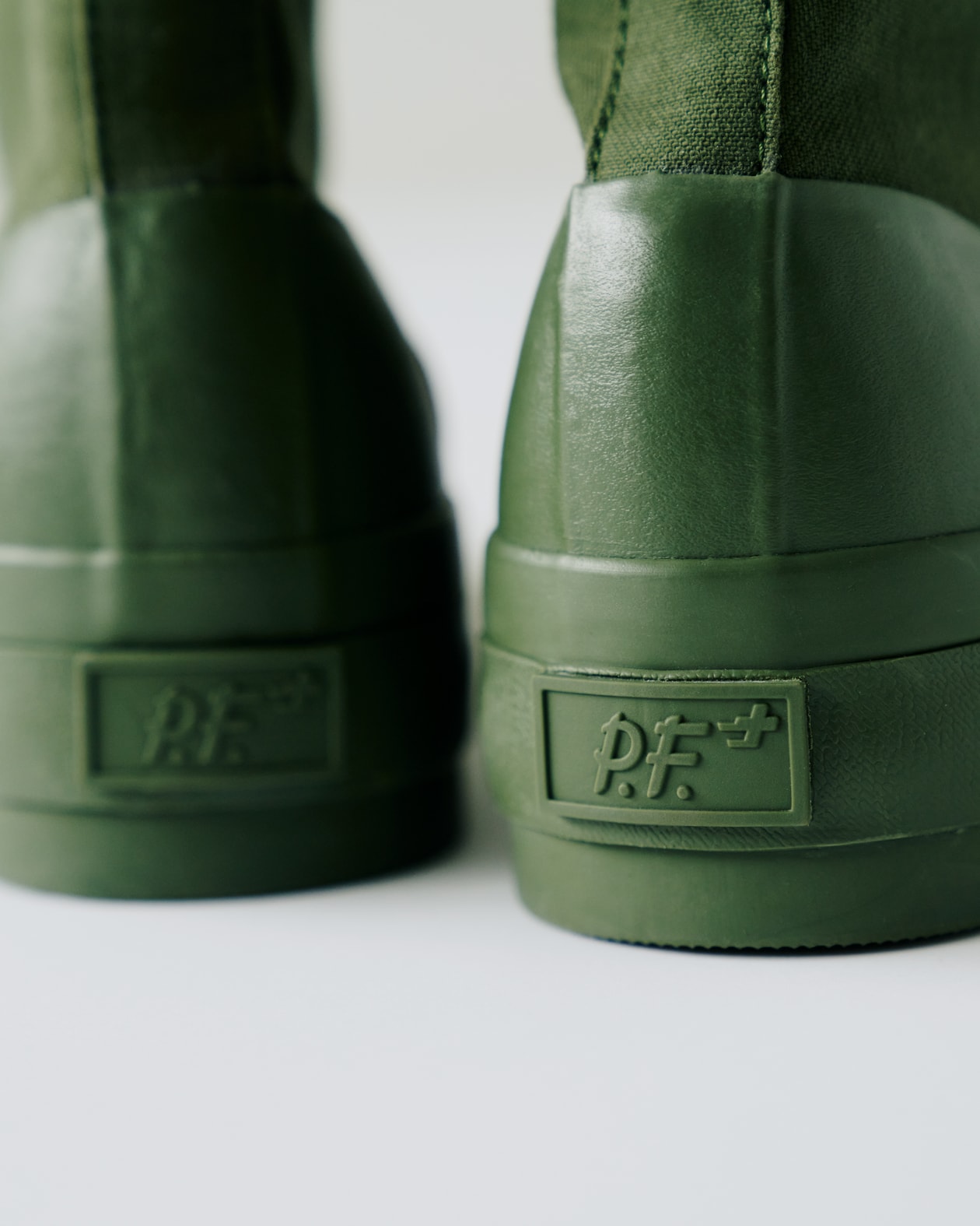ビームスプラスからピー・エフ・フライヤーズに別注した新作ブーツが登場 p f flyers beams plus grounder boot release info