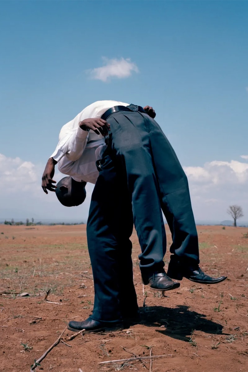 写真家 ヴィヴィアン・サッセンの個展 “Myriads” が原宿 The Mass にて開催 Viviane Sassen Solo Exhibition: “Myriads” The Mass info