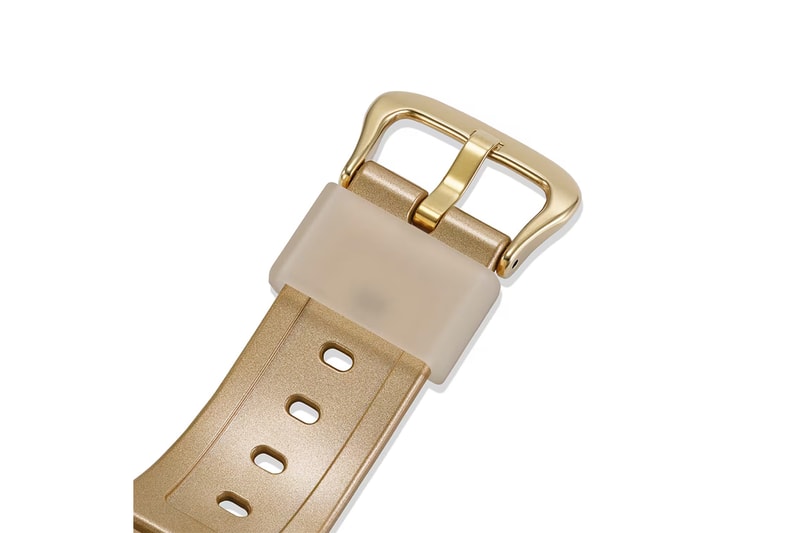 ブラックアイパッチとG-SHOCKが3度目のコラボ blackeyepatch gives the g shock dw 5600 a gold tone finish