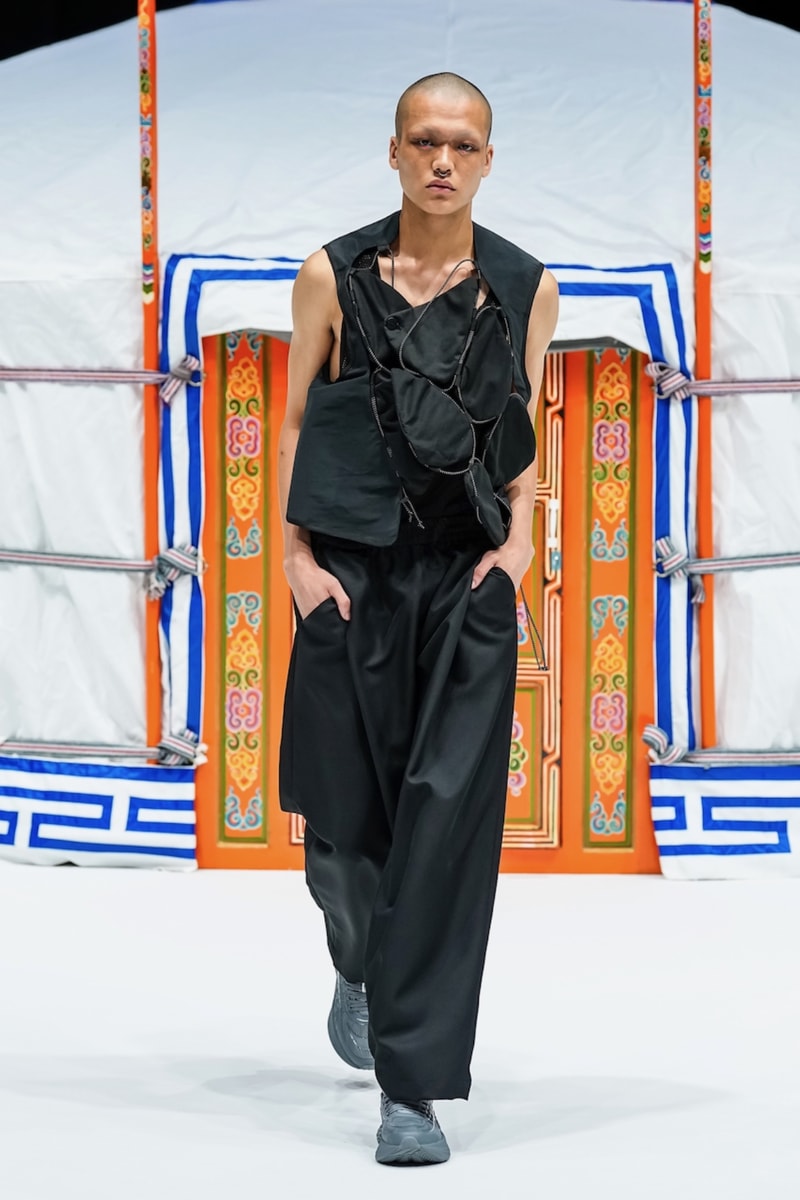 ランウェイから東京の夜まで ── Rakuten Fashion Week TOKYO 2027 S/S を巡る5つのトピックス　楽天ファッション・ウィーク東京