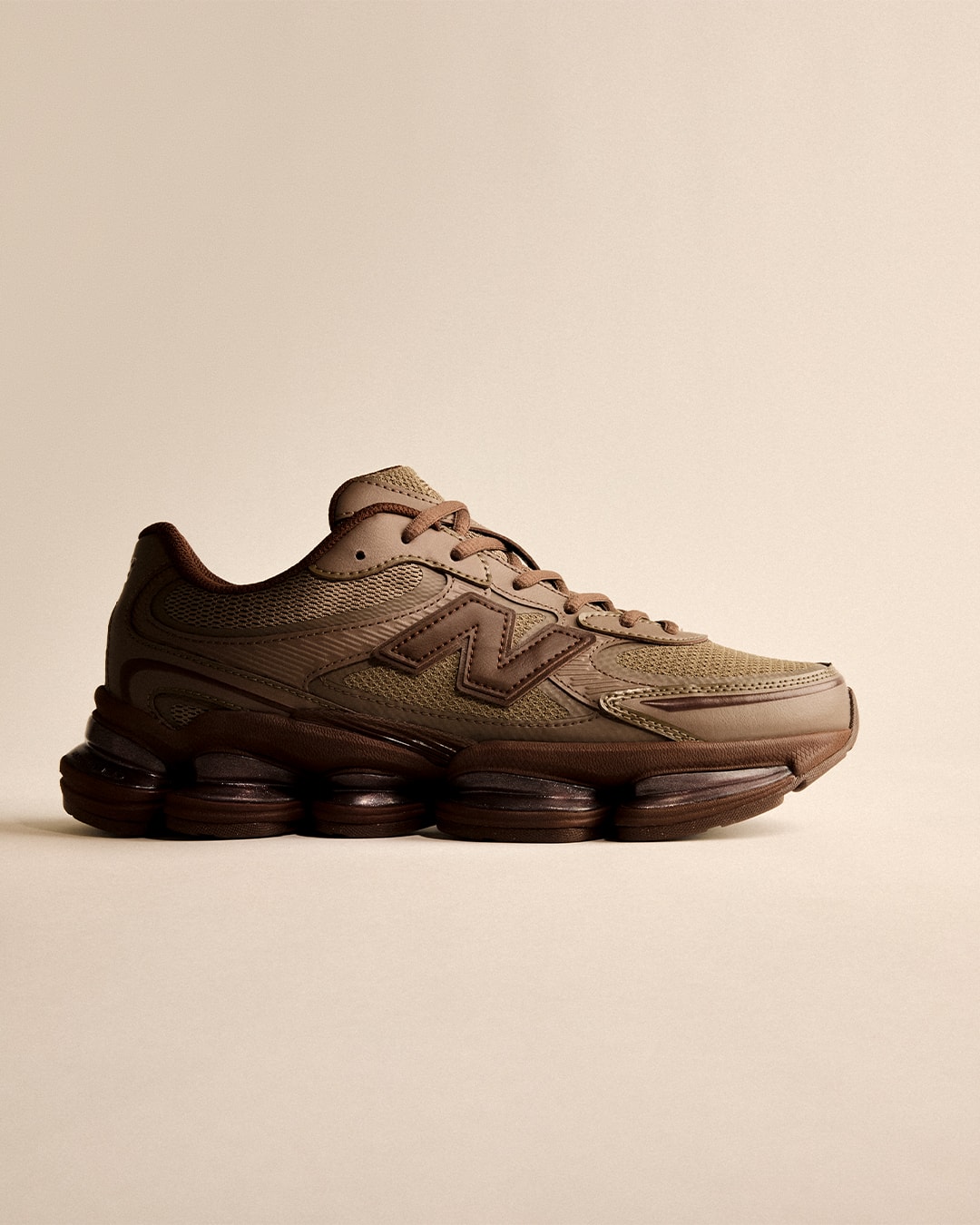 New Balance ABZORB 2000 に新作 ABZORB 2000 Luxe が登場 new balance abzorb 2000 brown new color release info