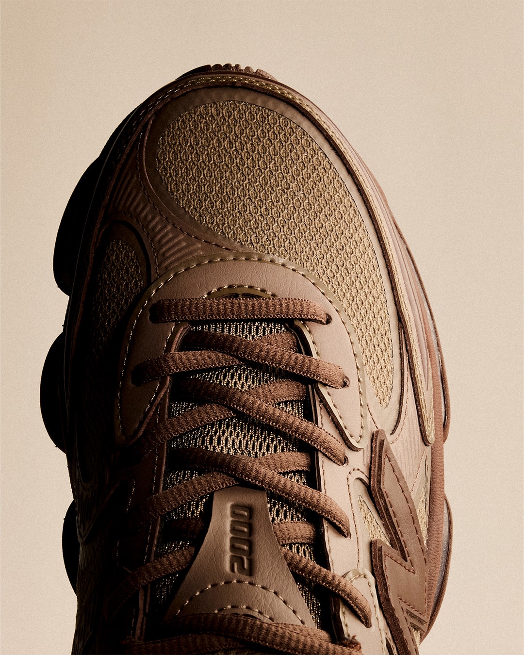 New Balance ABZORB 2000 に新作 ABZORB 2000 Luxe が登場 new balance abzorb 2000 brown new color release info